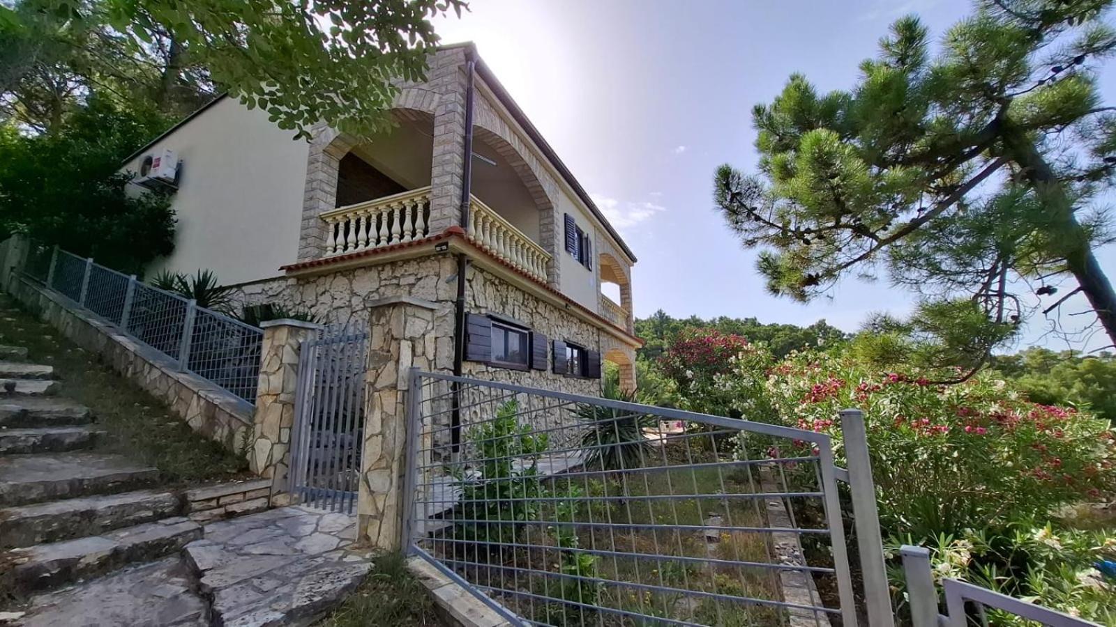 Apartman Karin Donji Karin Exterior photo